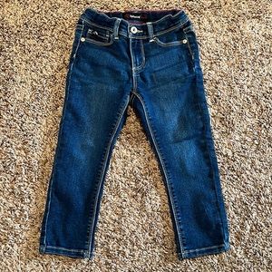 Jordache Girl’s stretch denim jeans, size 3T